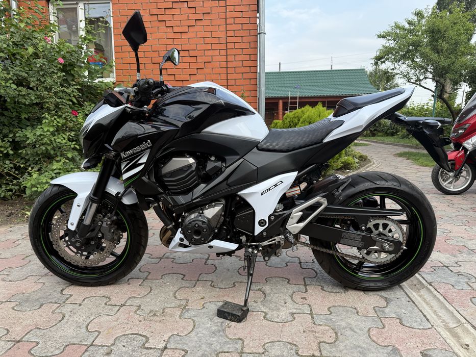 Kawasaki z800 розмитнений