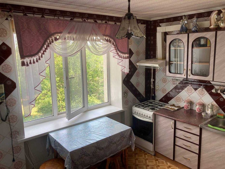 Миронівка , Київська область, Продаж квартири