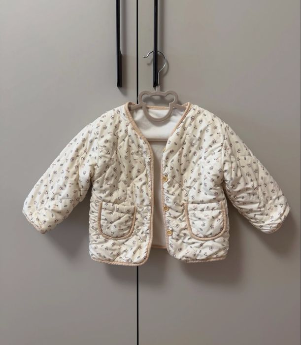 Утеплена куртка на дівчинку