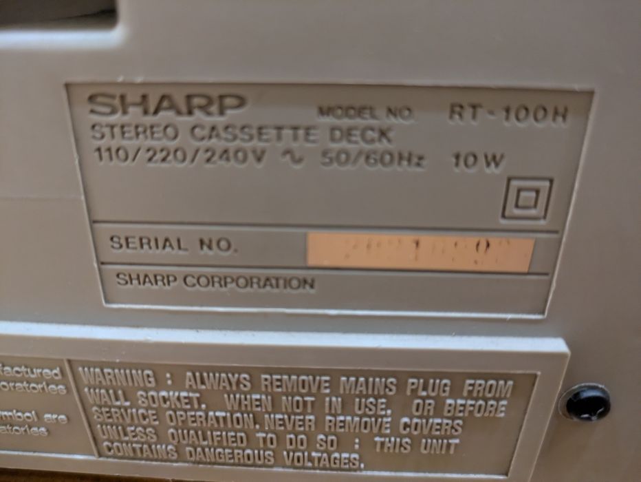 Магнітофон Sharp rt 100: 837 грн. - Магнітоли та магнітофони Малин на Olx