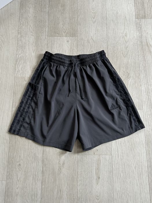 Adidas Aeroready Essentials Chelsea 3-Stripes Shorts Grey Спортивні шорти оригінал спортивные шорты оригинал опт