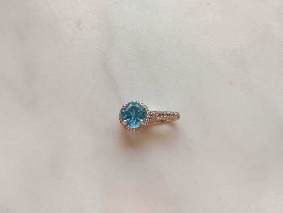 Walentynki zawieszka białe złoto brylant 48 diamentów topaz W. Kruk