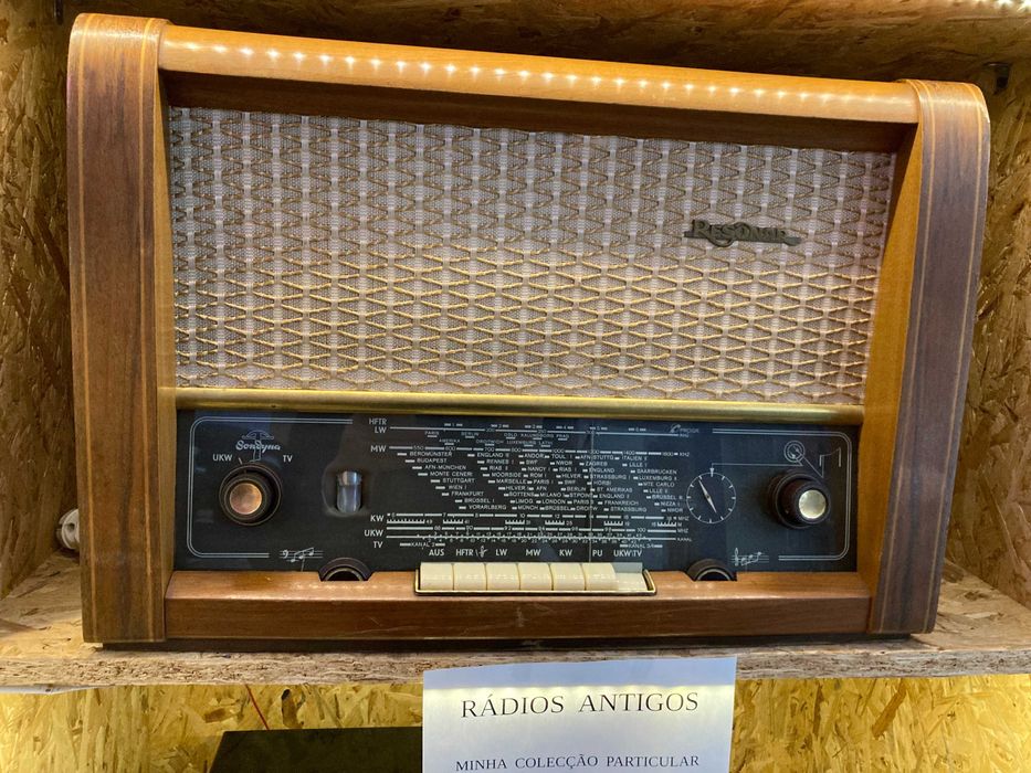Radio Antigo Suiço Sondyna  Modelo RE5520