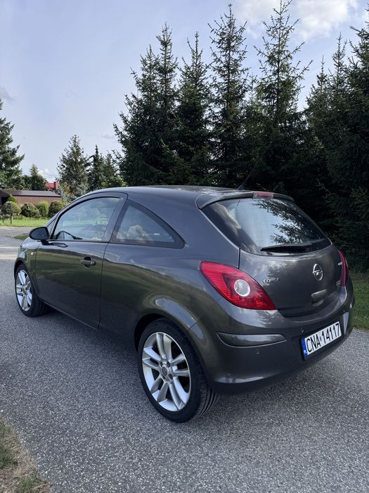 Opel Corsa D 1.2 b/g