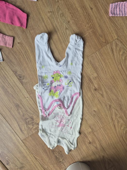 Zestaw ubranek dla dziewczynki 56/62 cm