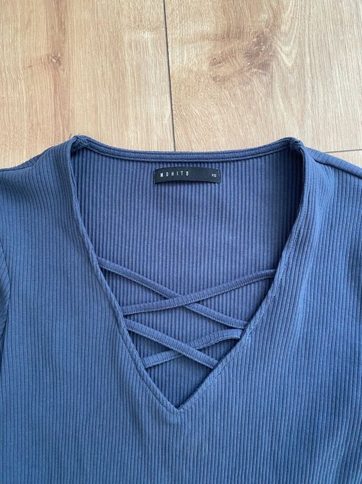 Кофтинка Mohito з гарними шлейками