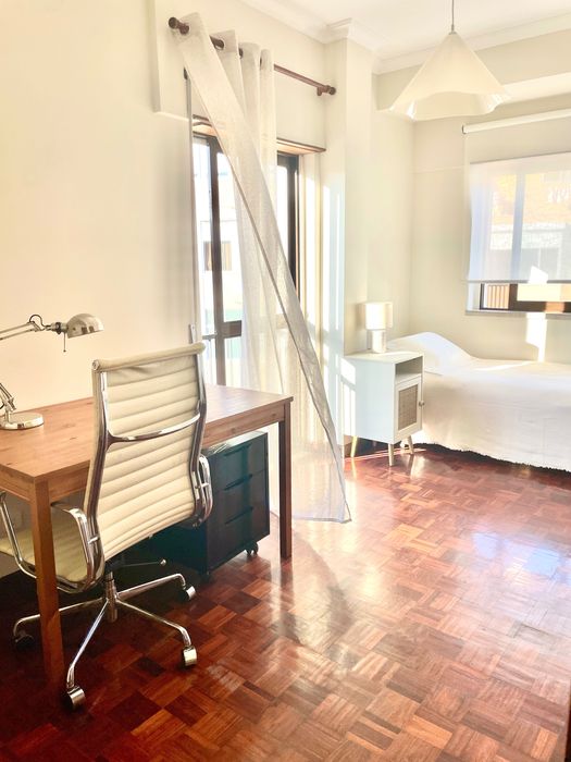 Quarto para estudante