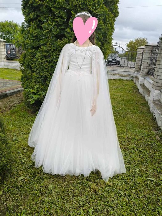 Продам плаття на причастя