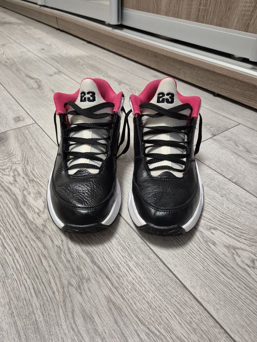 Оригінальні шкіряні кросівки Nike Jordan Max Aura 3, 39 розмір
