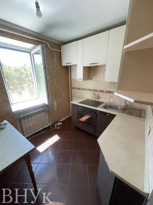 Продам двокімнатну квартиру в Ківерцях