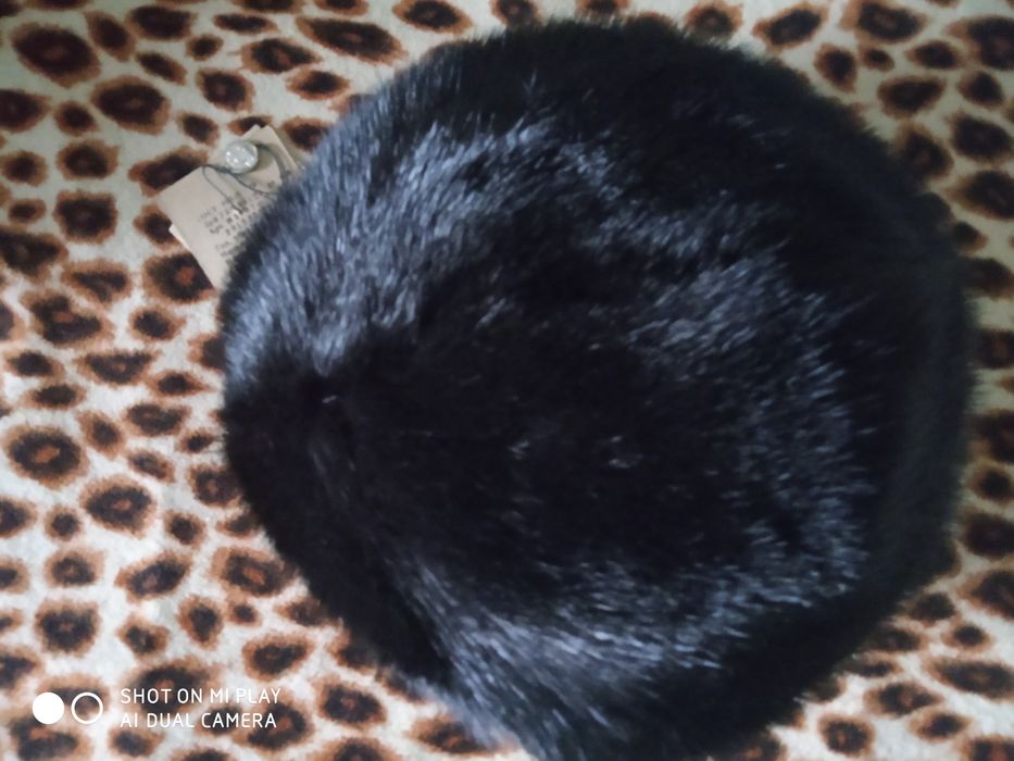 Продам норковые шапки