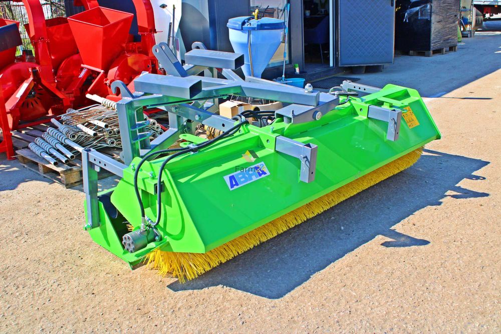 Zamiatarka do traktorka ciągnika kostki Zamiatarka drogowa hydrauliczn