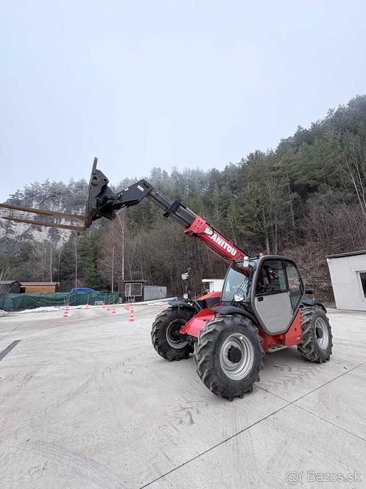 Телескопічний навантажувач Маніту MT 932