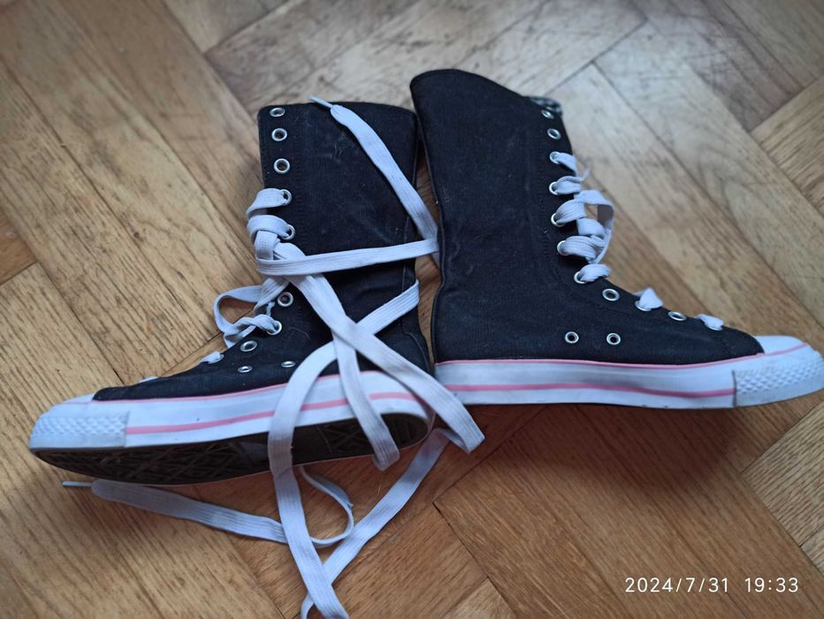 Trampki wysokie czarne sznurowane 36