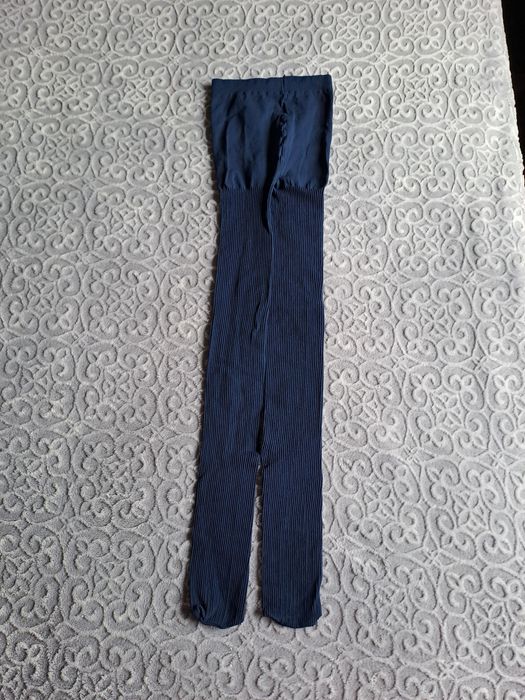 Rajstopy dziewczęce prążkowane r. 128