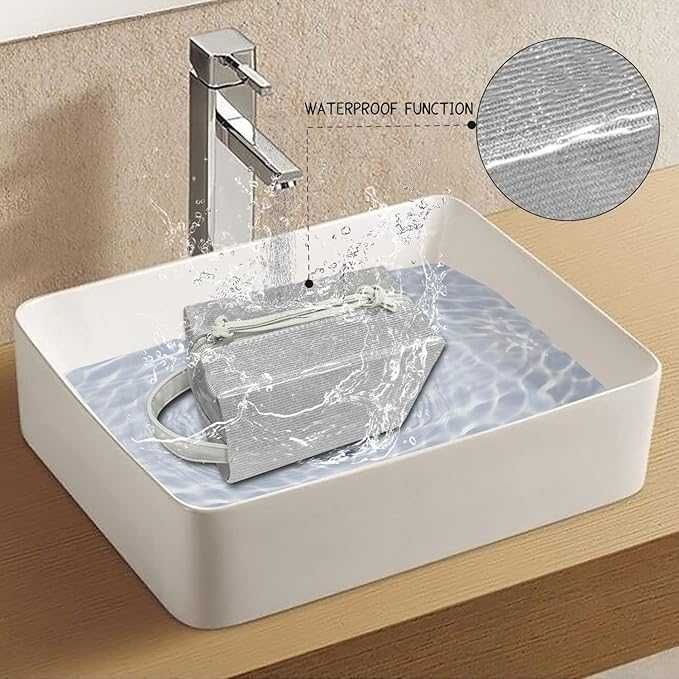 CCUCKY Kosmetyczka - Błyszczące srebro