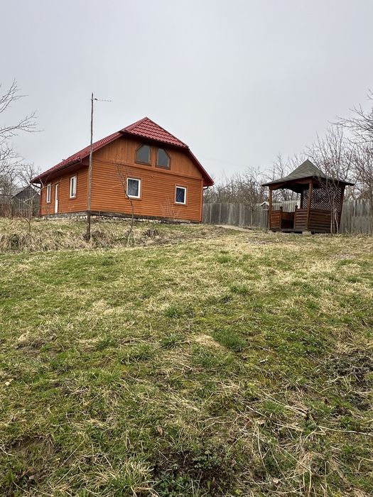 Будинок із земельною ділянкою 22сотих в селі Хмелівка