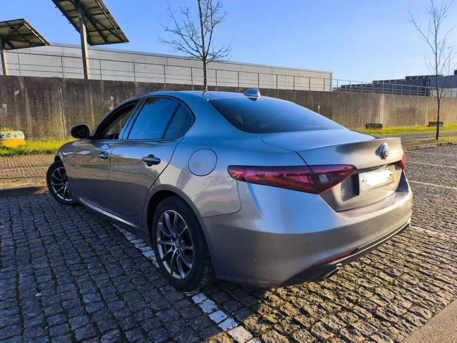 ALFA GIULIA 2.2 180CV NACIONAL