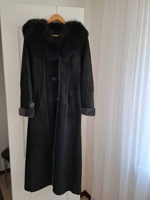 Мутонова шуба розміру S