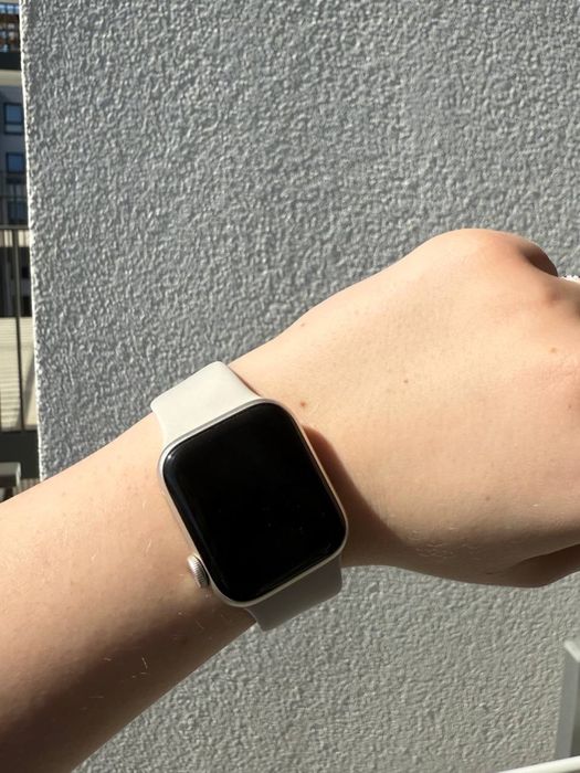 Apple watch SE( Praktycznie nie noszone )