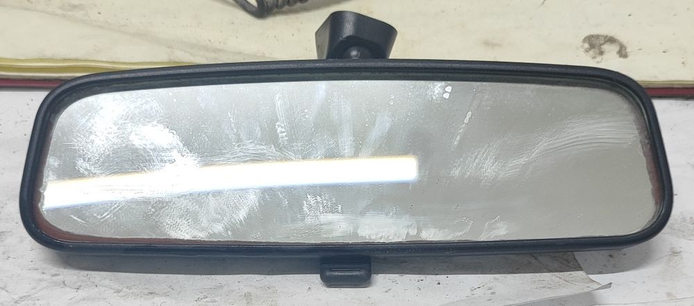 Mercedes A180 lusterko środkowe