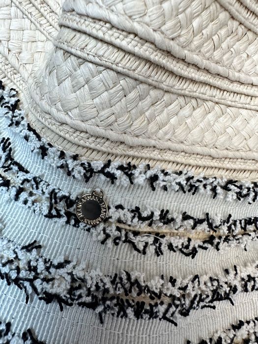 Капелюх Armani Jeans, нова