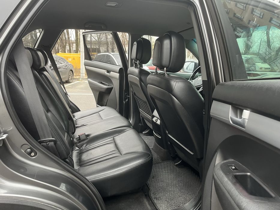 Продам доглянутий сімейний автомобіль. КІА SORENTO