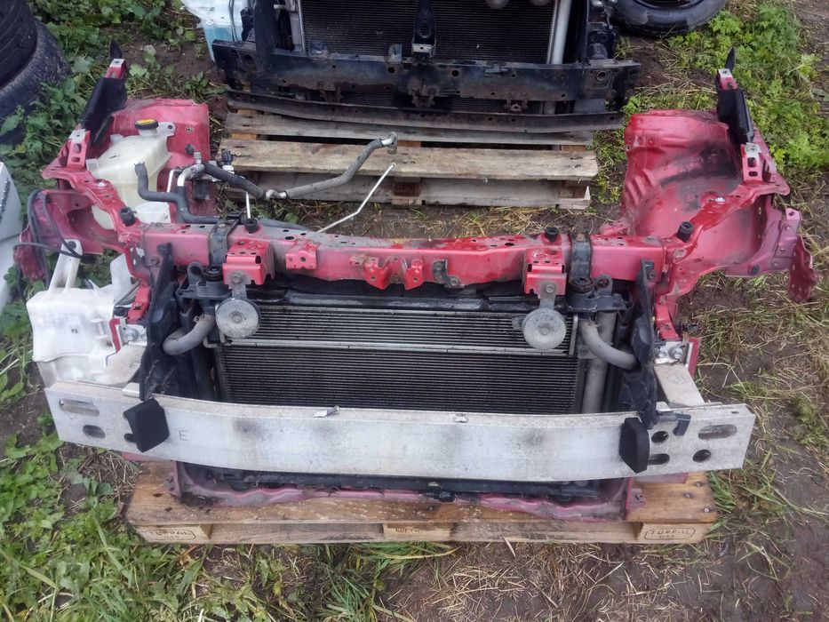 TOYOTA PRIUS III 09-15 przód chłodnice belka pas podłużnice komplet