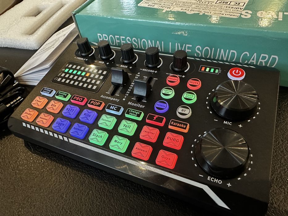 Студійна звукова карта для стримінгу та запису звуку
