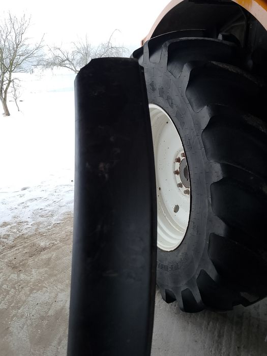 Nadkole poszerzenie błotnika Renault Ares