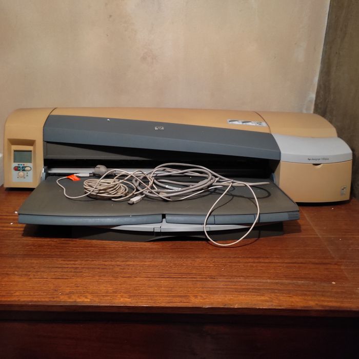 Plotter HP designjet 100 plus