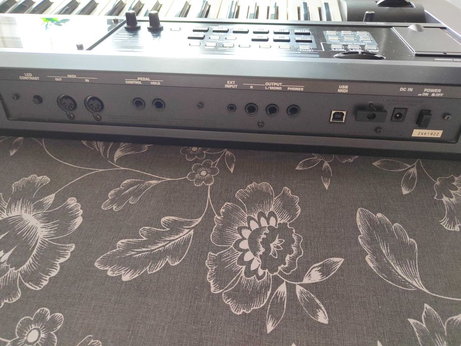 Keyboard workstation Roland GW-8