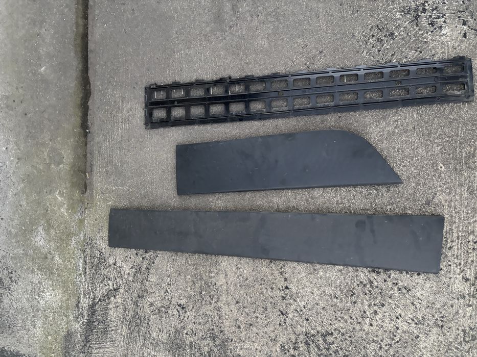 Listwa drzwi Vw polo cross 6r 6c 09-17r nakładka prawa drzwi prawy lewy tył tylny cros mocowanie komplet