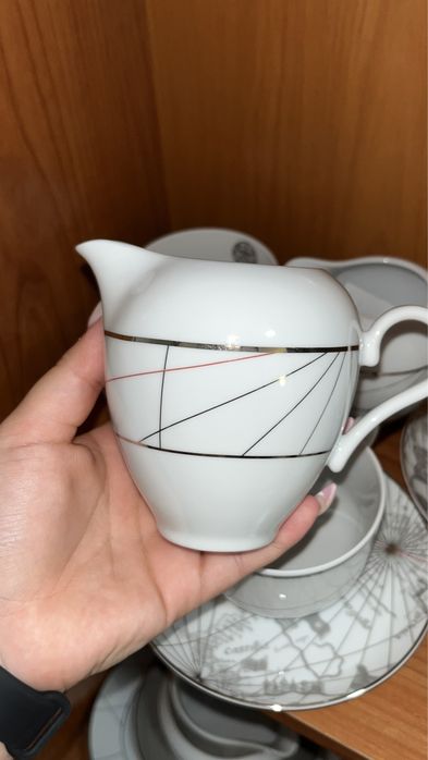 Vendo conjunto completo de Porcelana nunca usado