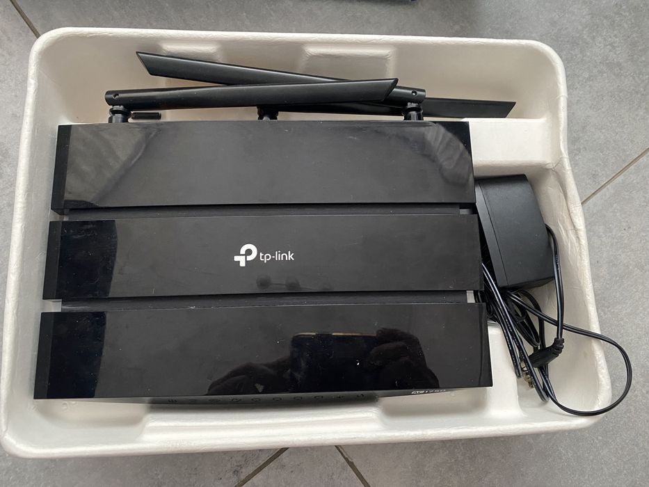 Вайфай  роутер с антенной в комплекте для интернета