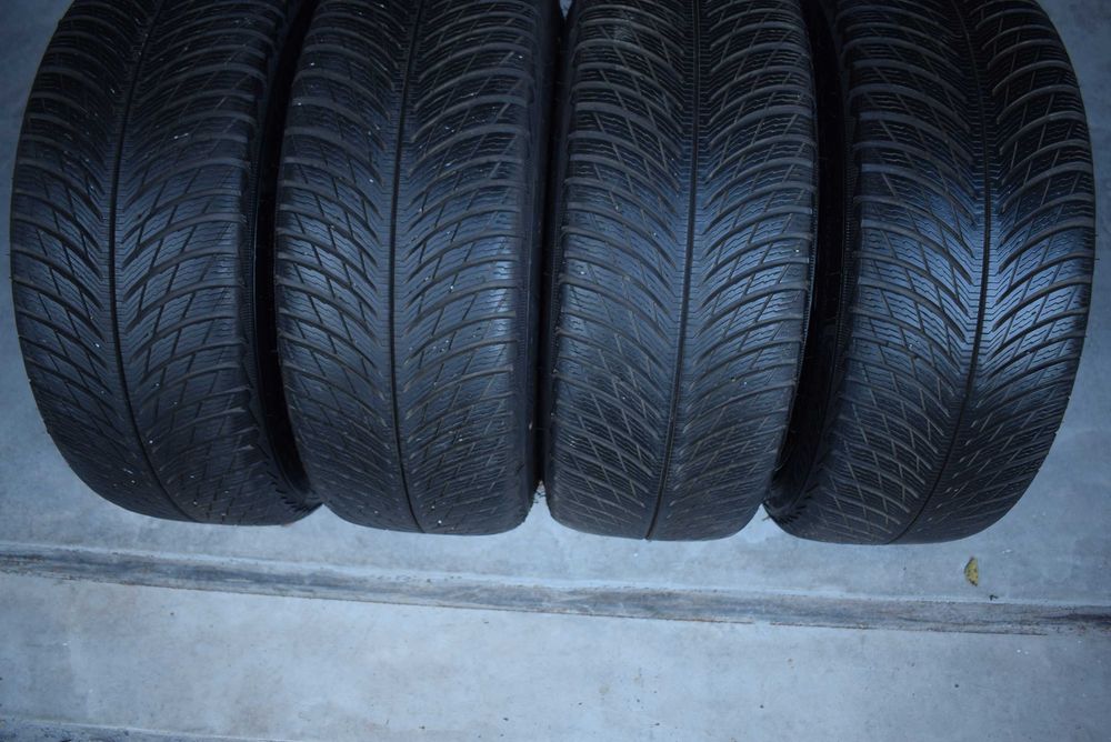 Mercedes CLA 35 AMG X117 X118 A W177 35  AMG MICHELIN MO