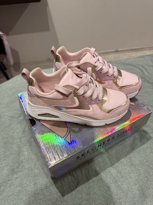 Кросівки skechers