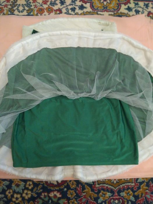 Костюм Ялинки для дівчини до новорічних свят і корпоративів.