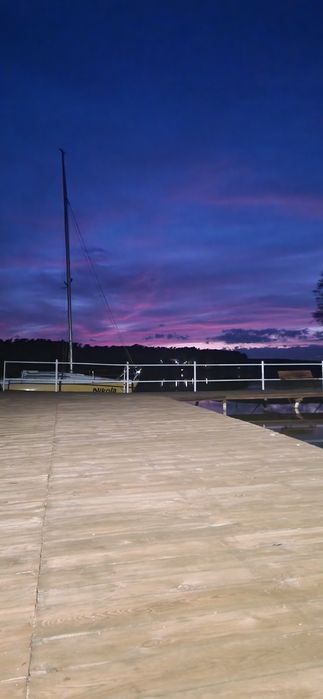 Domek nad jeziorem z własną linią brzegową , apartament, kwater