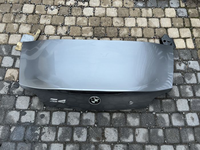 Klapa bagaznika bmw z4 e85 sterlinggrau