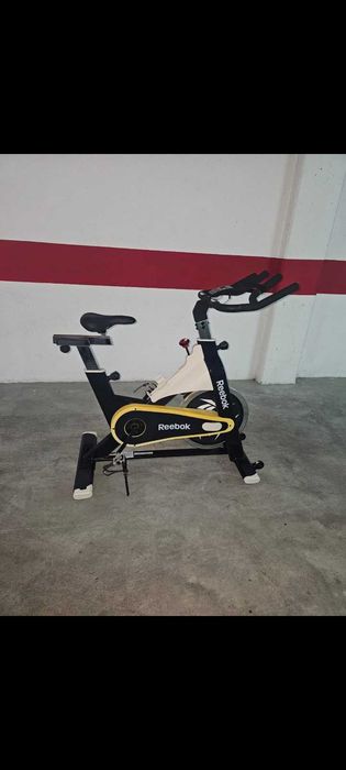 Bicicleta Reebok436852814282106881