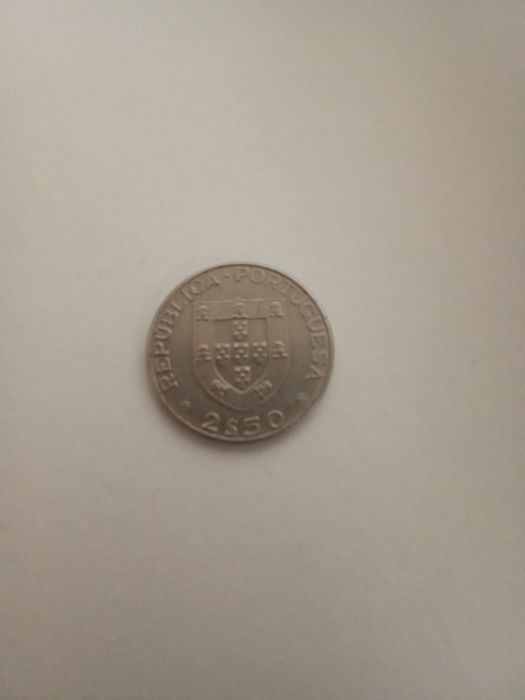 Moedas escudos antigas coleção