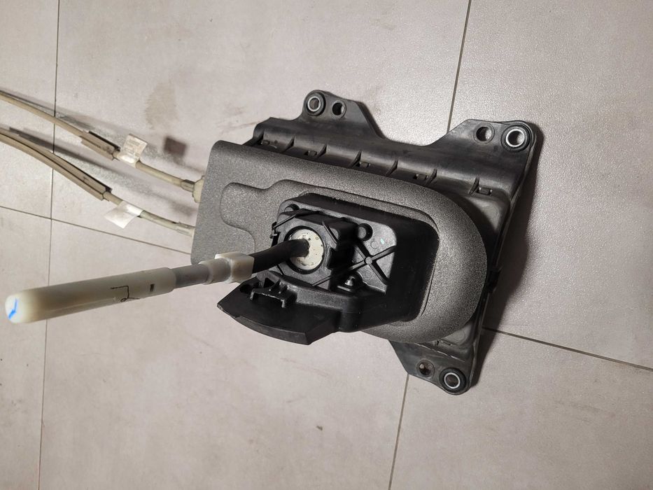Wybierak lewarek Opel Corsa E 5 biegów 1.4 benzyna 555.09.034