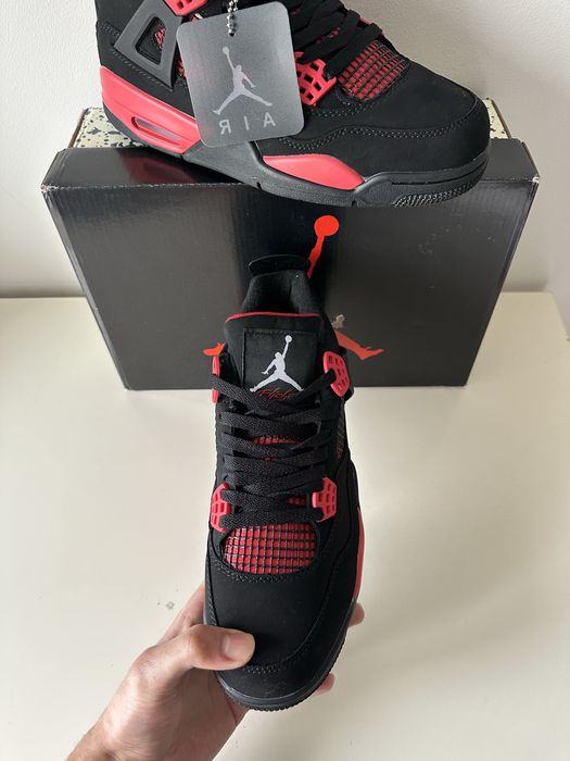 Jordan 4 Retro Red Thunder