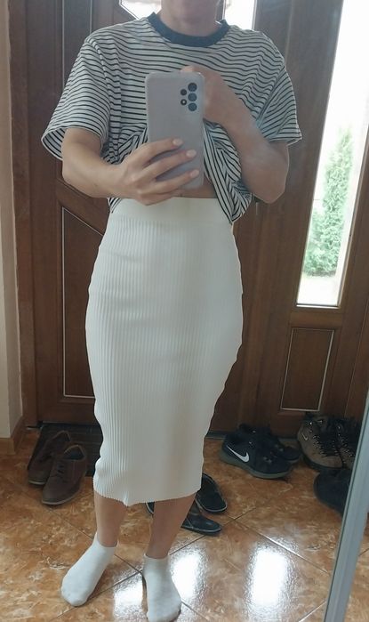 Спідниці Zara, H&M