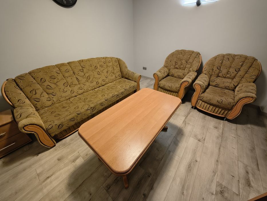 Zestaw mebli do salonu kanapa fotele stół