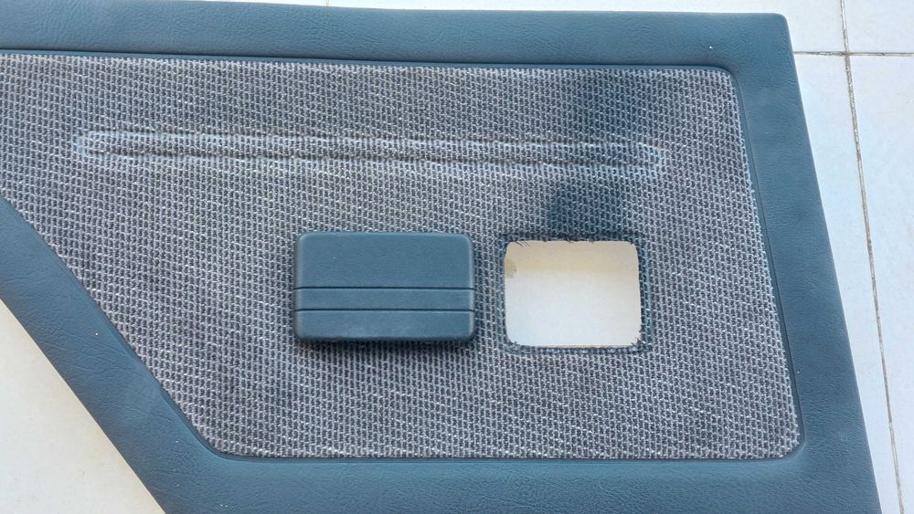 Peugeot 205 XS DTurbo Quartelas Forras Porta Traseiras 3 Portas