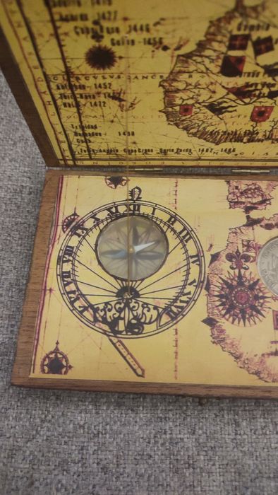 Caixa Madeira - 500 Anos de Descobertas