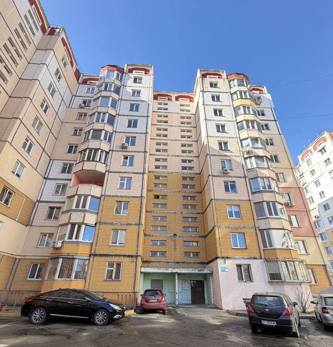 Продам просторную квартиру в Борисполь