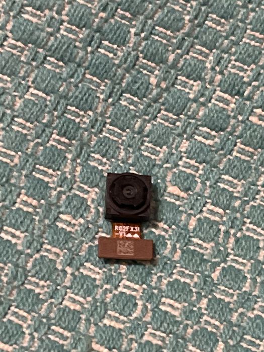 3 камери на редмі 13С